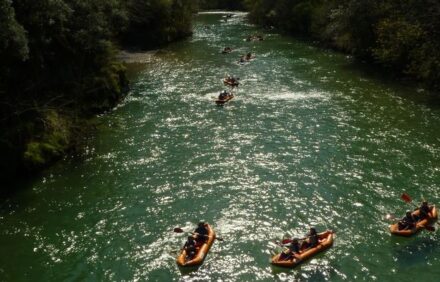 CanoRafting en el Alto Ebro · vive la emoción en aguas bravas